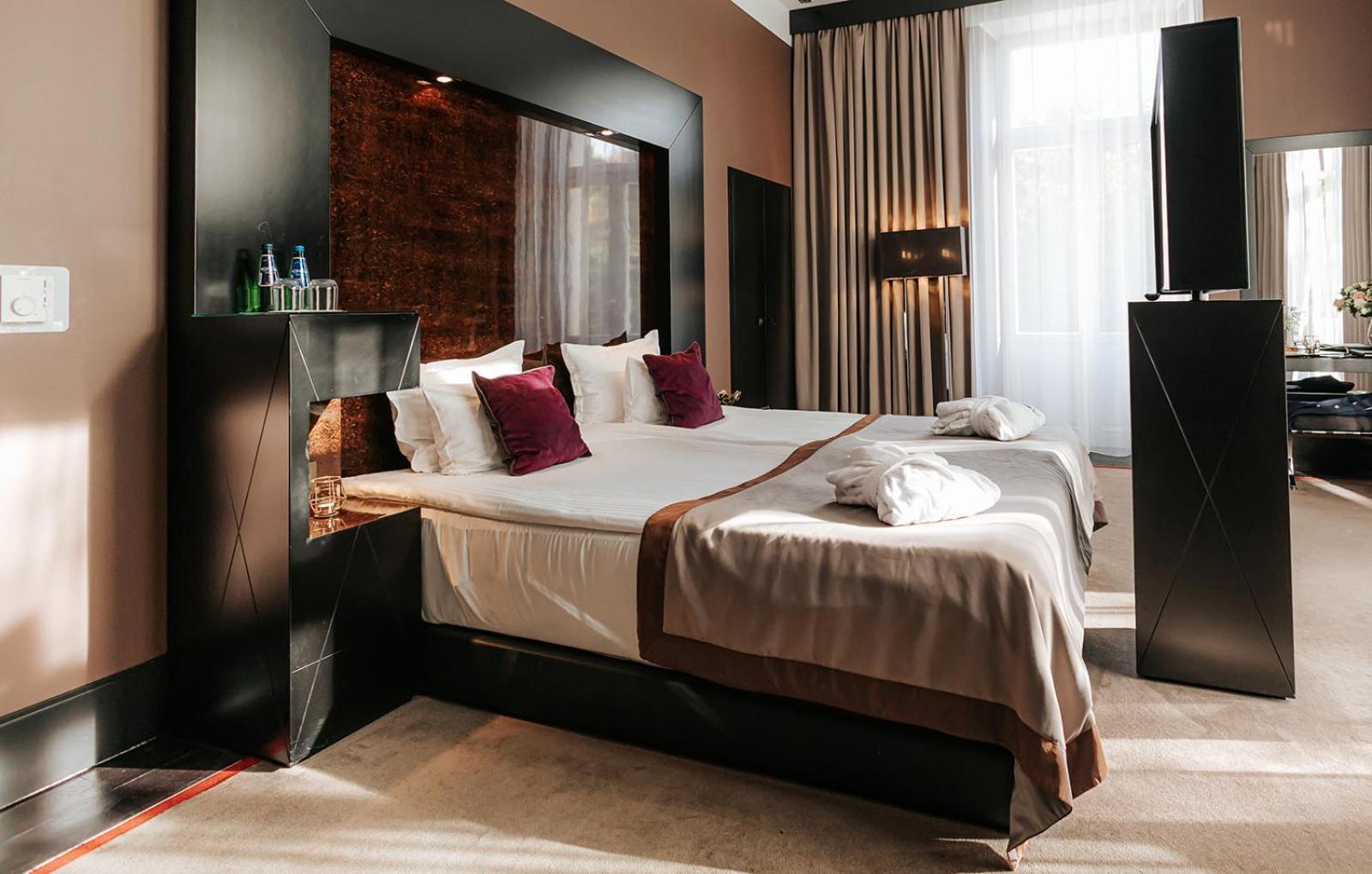 Platinum Palace Boutique Hotel & Spa Βρότσλαβ Εξωτερικό φωτογραφία A room at the hotel