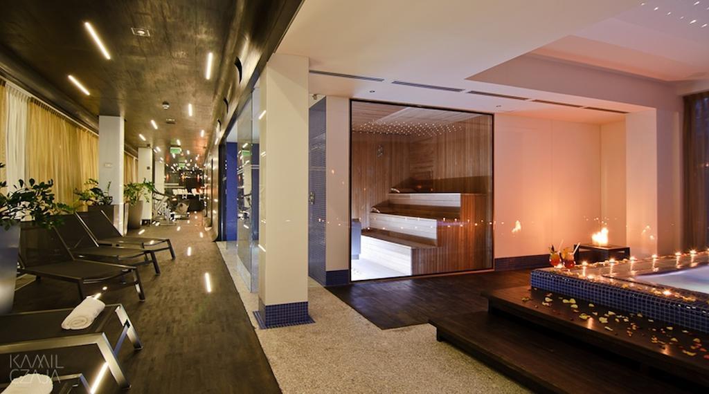Platinum Palace Boutique Hotel & Spa Βρότσλαβ Εξωτερικό φωτογραφία The spa at The Dorchester